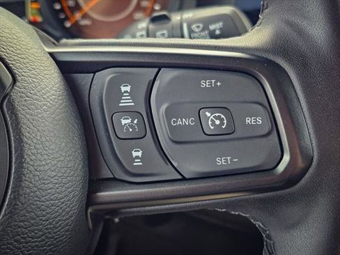 Certified 2025 Jeep Wrangler Unlimited Sport AWD/4WD image 17