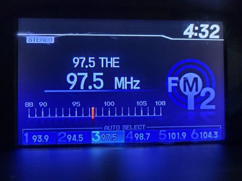 Used 2015 Honda Pilot EX-L image 25
