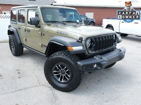 Used 2025 Jeep Wrangler Unlimited Sport AWD/4WD image 1