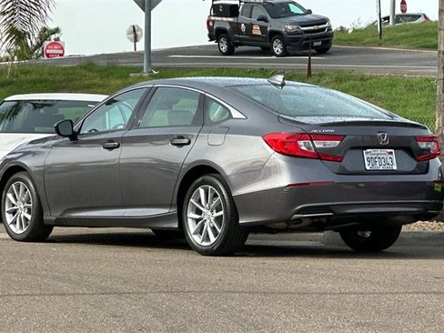 Certified 2022 Honda Accord LX image 8