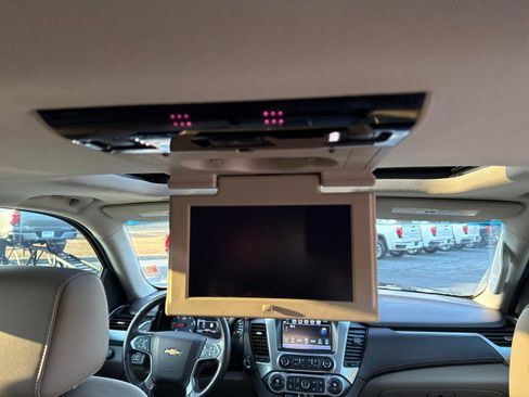 Used 2018 Chevrolet Tahoe Premier image 17