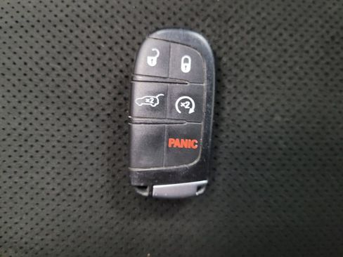 Used 2020 Dodge Durango GT image 32