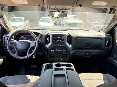 Used 2019 Chevrolet Silverado 1500 Custom Trail Boss w/ Custom Convenience Package AWD/4WD image 8