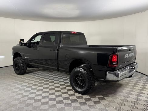 Used 2025 RAM 2500 Big Horn AWD/4WD image 10
