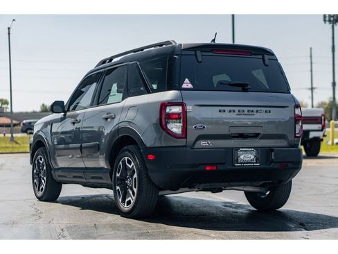 Used 2023 Ford Bronco Sport Outer Banks w/ Tech Package image 3