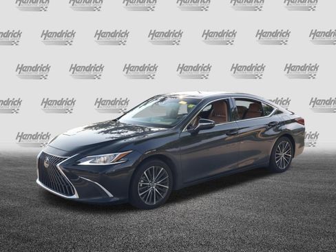 Used 2025 Lexus ES 350 w/ Premium Package FWD image 5
