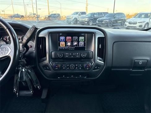Used 2018 Chevrolet Silverado 1500 LT w/ All Star Edition image 26