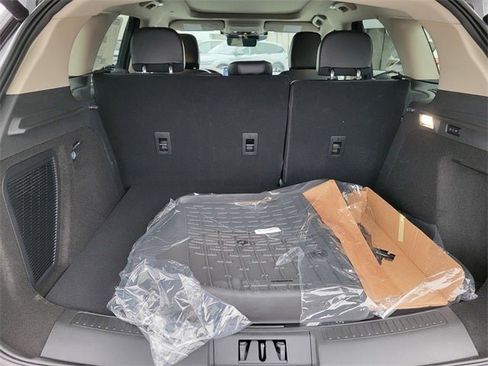 New 2026 Lincoln Corsair Premiere image 20