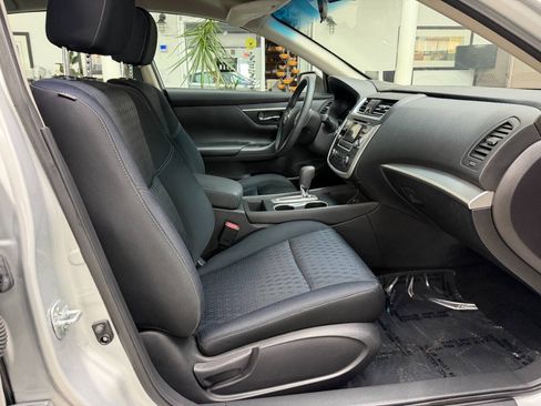 Used 2016 Nissan Altima 2.5 S w/ Power Driver Seat Package FWD image 19