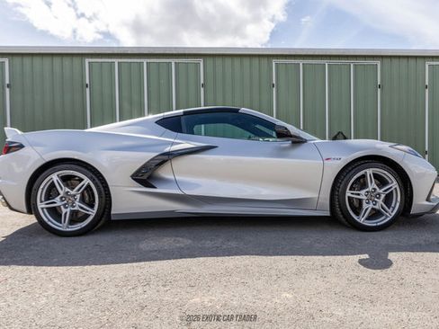 Used 2020 Chevrolet Corvette Stingray Preferred Cpe w/ 2LT Preferred Equipment Group RWD image 9