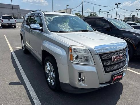 Used 2015 GMC Terrain SLT FWD image 3