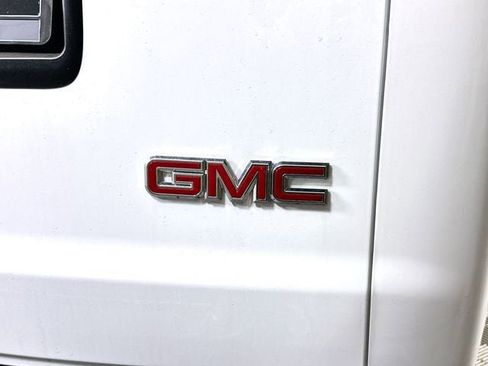 New 2025 GMC Savana 3500 w/ Driver Convenience Package RWD image 29