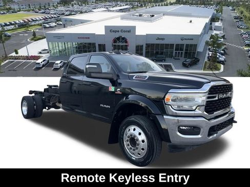 Used 2023 RAM 5500 SLT w/ Quick Order Package 2YG SLT AWD/4WD image 12