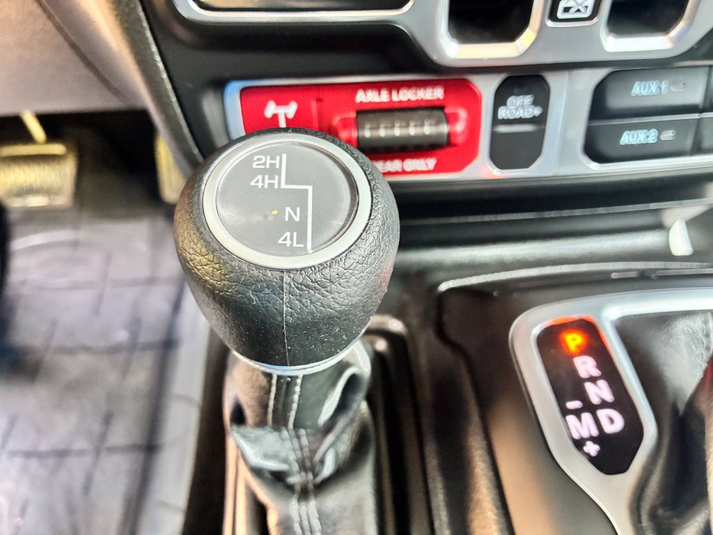 Used 2026 Jeep Gladiator Mojave AWD/4WD image 31