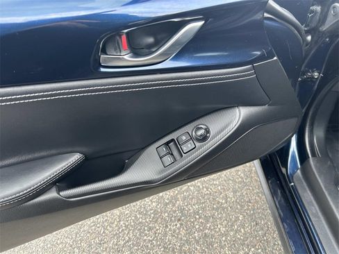 Used 2022 MAZDA MX-5 Miata RF Grand Touring image 15