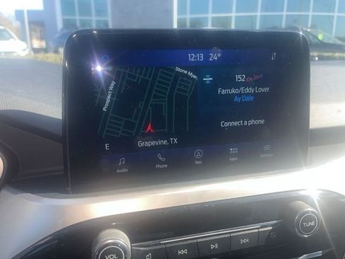 Used 2020 Ford Escape SEL image 9