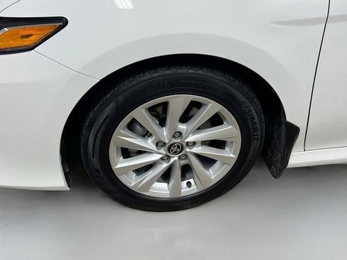 Used 2024 Toyota Camry LE image 28
