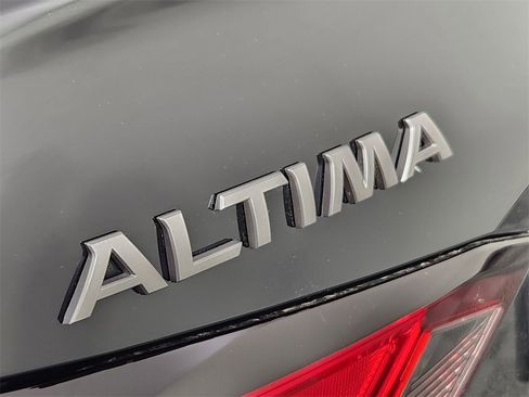 New 2025 Nissan Altima 2.5 SR w/ SR Premium Package image 8