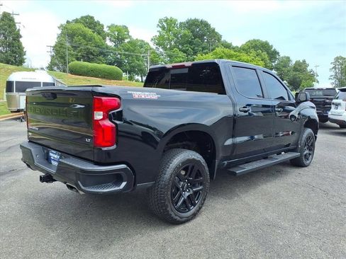 Used 2025 Chevrolet Silverado 1500 LT Trail Boss w/ Convenience Package II AWD/4WD image 3