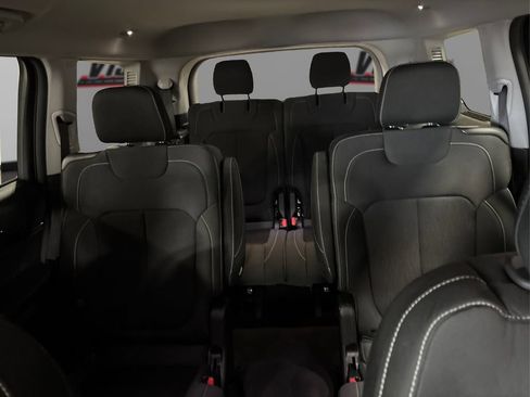 Used 2022 Jeep Grand Cherokee L Laredo w/ Luxury Tech Group I image 19