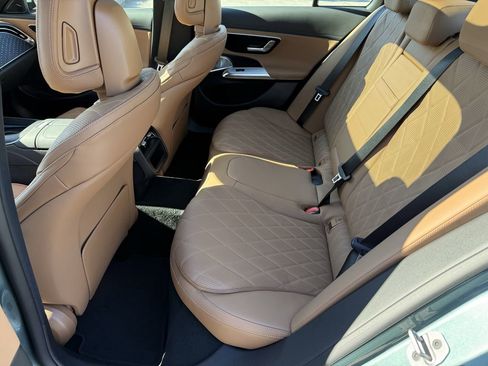 New 2026 Mercedes-Benz E 450 4MATIC Sedan image 11