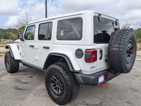 Used 2026 Jeep Wrangler Unlimited Rubicon image 9