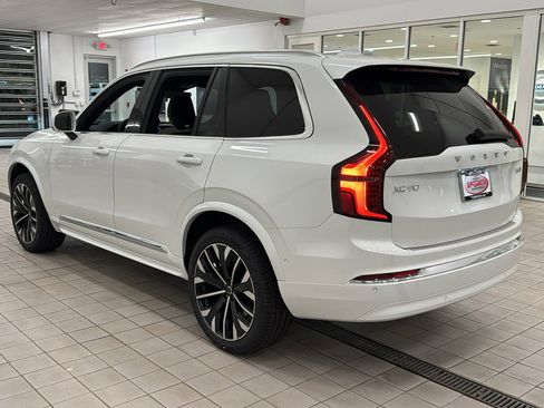 Used 2026 Volvo XC90 B6 Plus w/ Protection Package Premier image 7