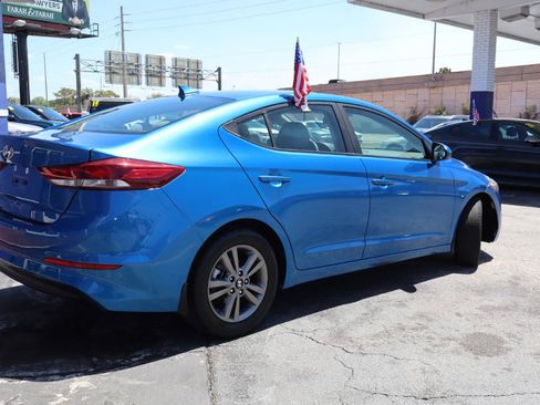 Used 2018 Hyundai Elantra SEL FWD image 3