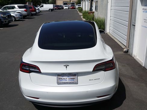 Used 2020 Tesla Model 3 Long Range image 14