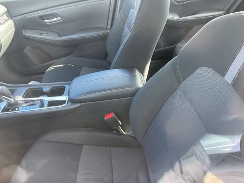 Used 2025 Nissan Sentra SV image 23