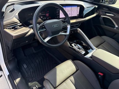 Used 2025 Audi Q5 Premium Plus AWD/4WD image 21