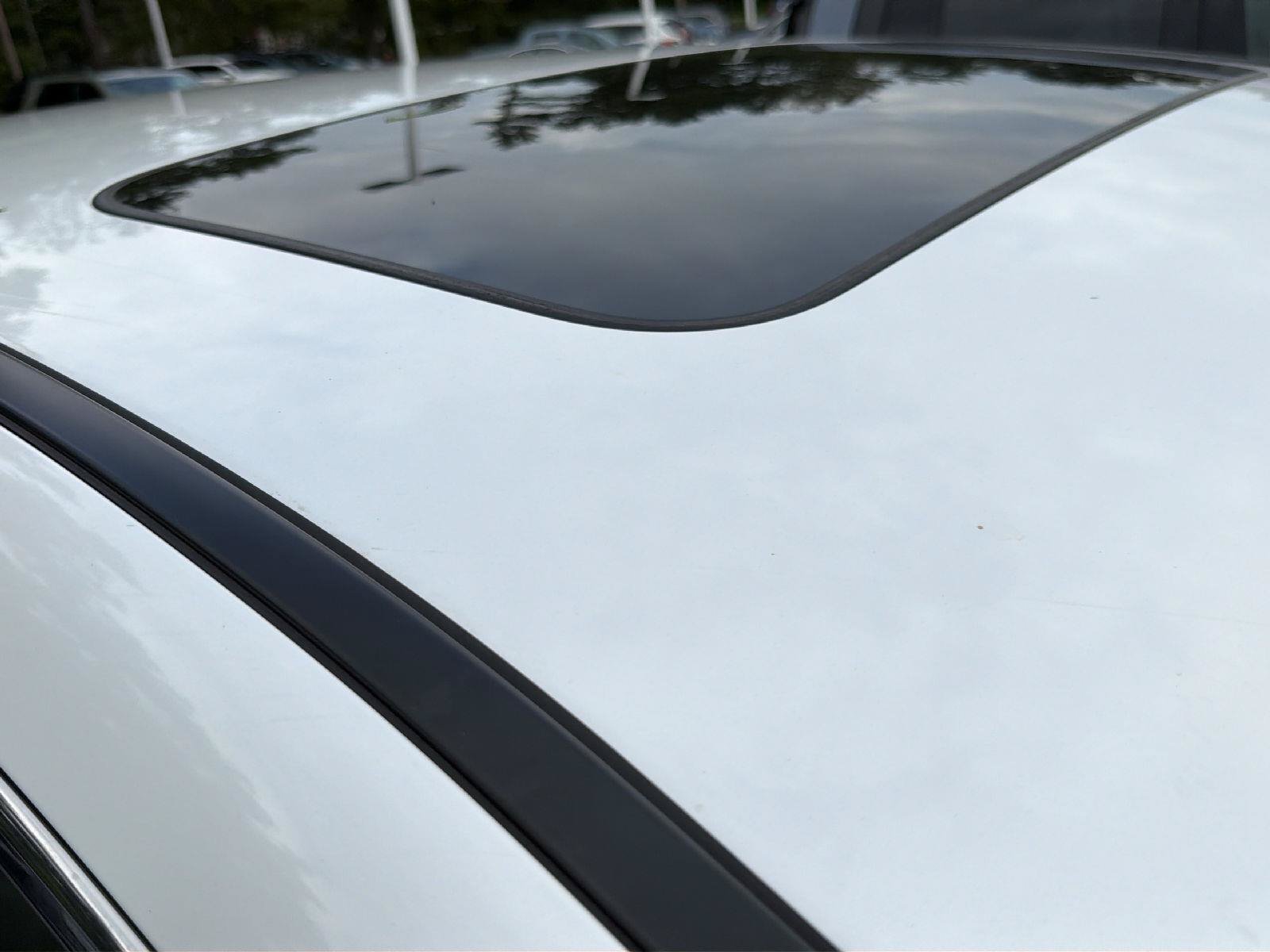 Used 2022 Honda CR-V EX image 3