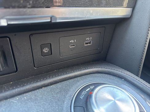 Used 2023 Nissan Armada SL w/ Midnight Edition Package image 6