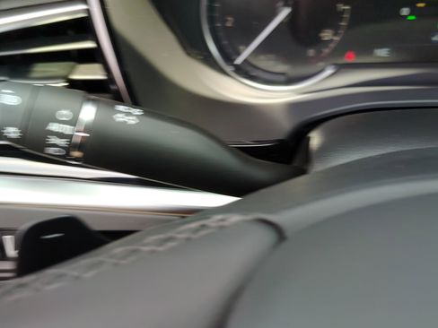 New 2025 Cadillac XT6 Luxury w/ LPO, Premium Carpet Package image 22