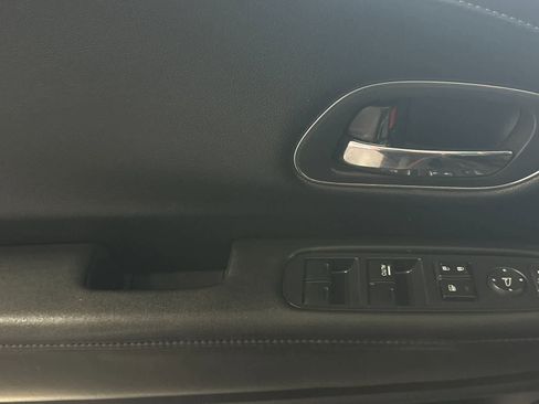 Used 2016 Honda HR-V EX-L image 13