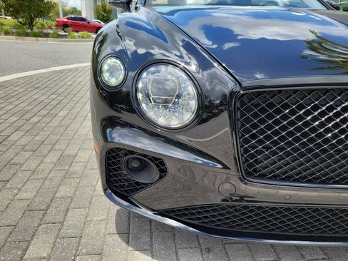 Used 2022 Bentley Continental GT AWD/4WD image 12