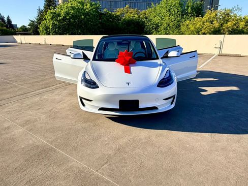 Used 2023 Tesla Model 3 Standard Range RWD image 39