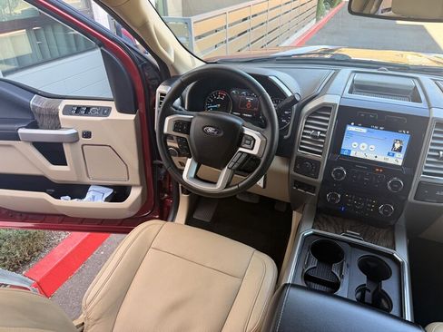Used 2017 Ford F250 Lariat w/ Chrome Package AWD/4WD image 20