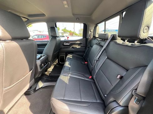 Used 2023 Chevrolet Silverado 1500 RST w/ Rally Edition AWD/4WD image 21