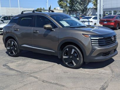 Used 2025 Nissan Kicks SR w/ Illumination Package