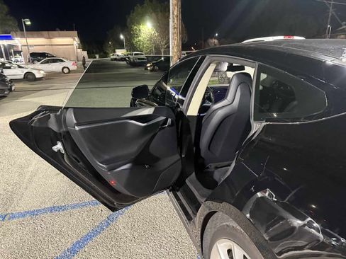 Used 2013 Tesla Model S image 8