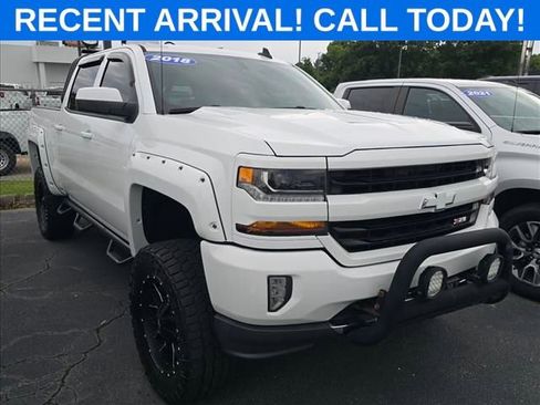 Used 2018 Chevrolet Silverado 1500 LT w/ All Star Edition AWD/4WD image 1