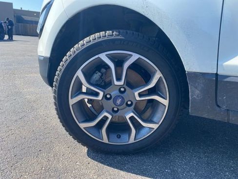 Used 2019 Ford EcoSport SES w/ SES Black Appearance Package image 6