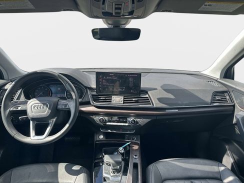 Used 2023 Audi Q5 2.0T Premium w/ Convenience Package AWD/4WD image 8