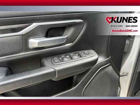 Used 2020 RAM 1500 Big Horn AWD/4WD image 7