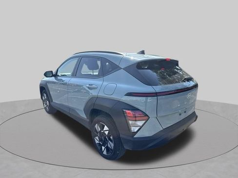 Used 2025 Hyundai Kona SEL AWD/4WD image 8