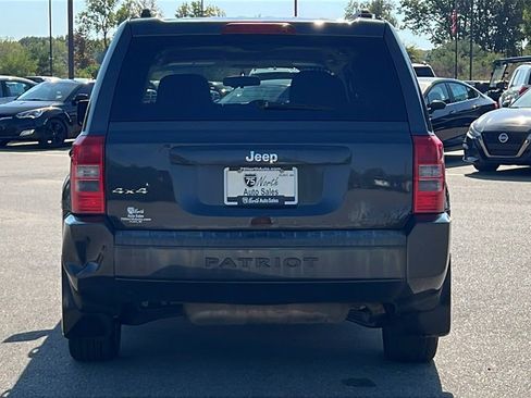 Used 2010 Jeep Patriot Sport image 6