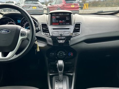Used 2015 Ford Fiesta SE w/ Equipment Group 201A image 22