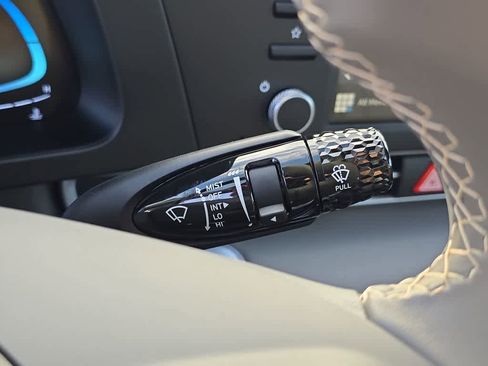 New 2026 Hyundai Elantra Sport FWD image 27