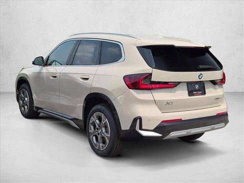 New 2026 BMW X1 xDrive28i w/ Technology Package AWD/4WD image 9